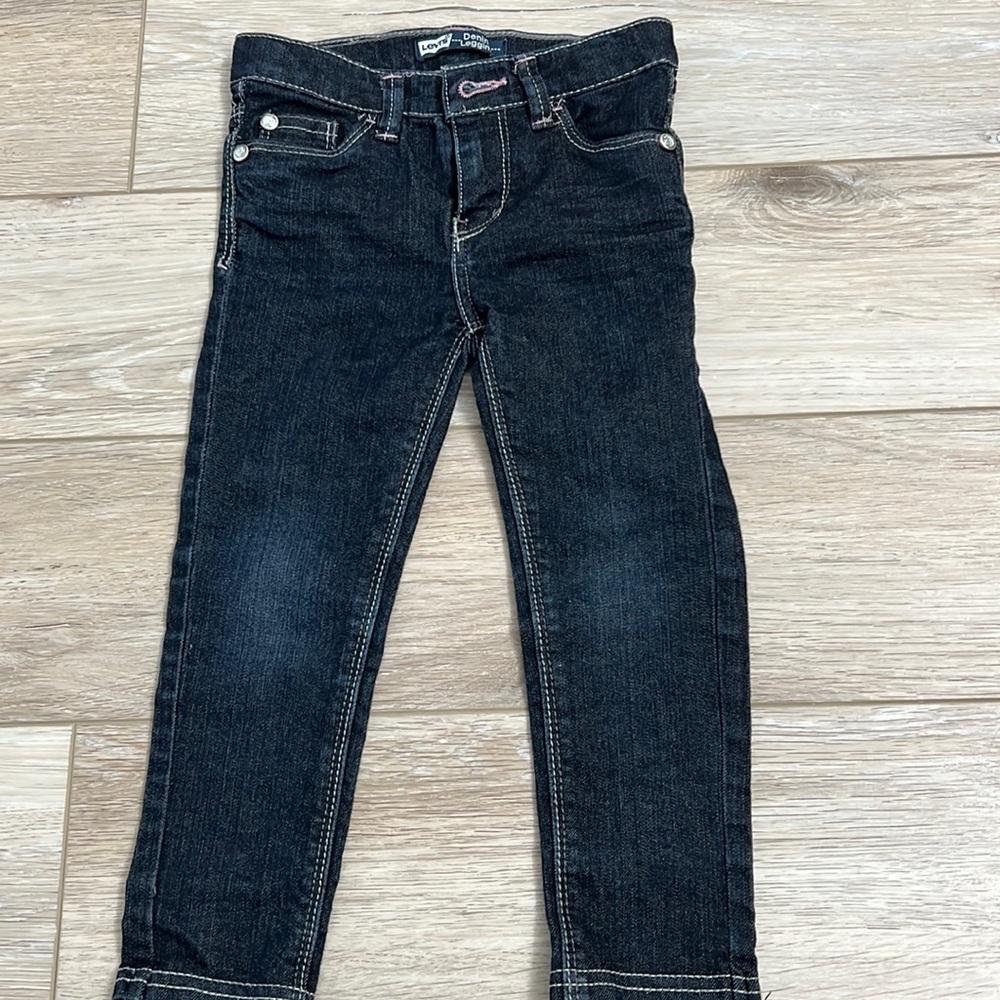 Levi’s size 3t jeans